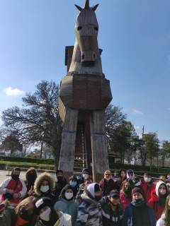 Evrensel Kolej